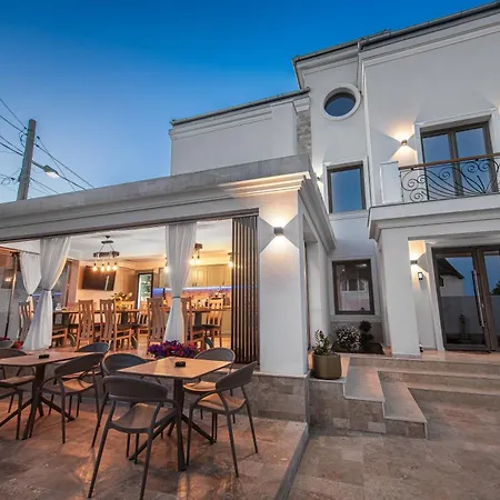Thaya * Mangalia