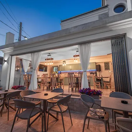 Thaya Homestay