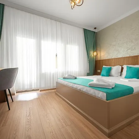 Thaya Alloggio in famiglia *